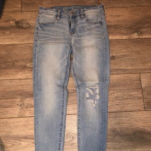 American Eagle women’s jeans